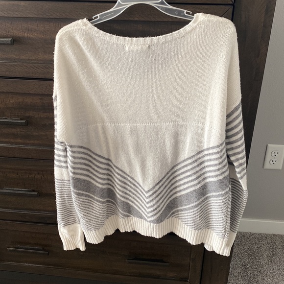 Love Riche sweater - Picture 5 of 7